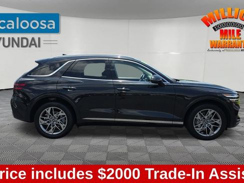 Used 2025 Genesis GV70 2.5T AWD/4WD image 9