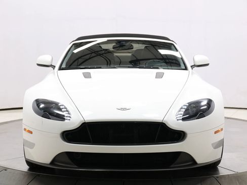 Used 2016 Aston Martin V8 Vantage GT RWD image 86