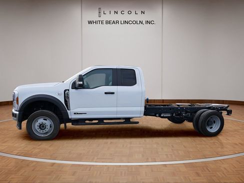 Used 2024 Ford F550 4x4 SuperCab Super Duty image 8