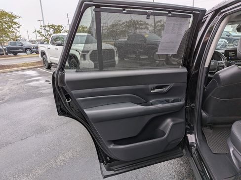 Certified 2024 Toyota Grand Highlander XLE image 24