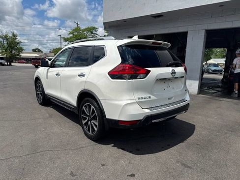 Used 2017 Nissan Rogue SL w/ SL Premium Package AWD/4WD image 4