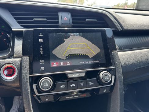 Used 2018 Honda Civic Si image 10