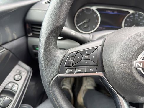 Used 2024 Nissan Sentra SV image 11