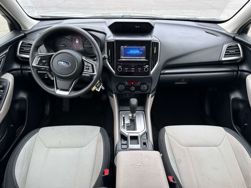 Used 2019 Subaru Forester image 13