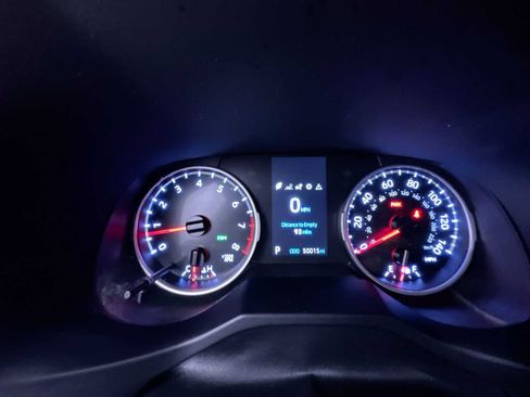 Used 2020 Toyota RAV4 XLE Premium image 14