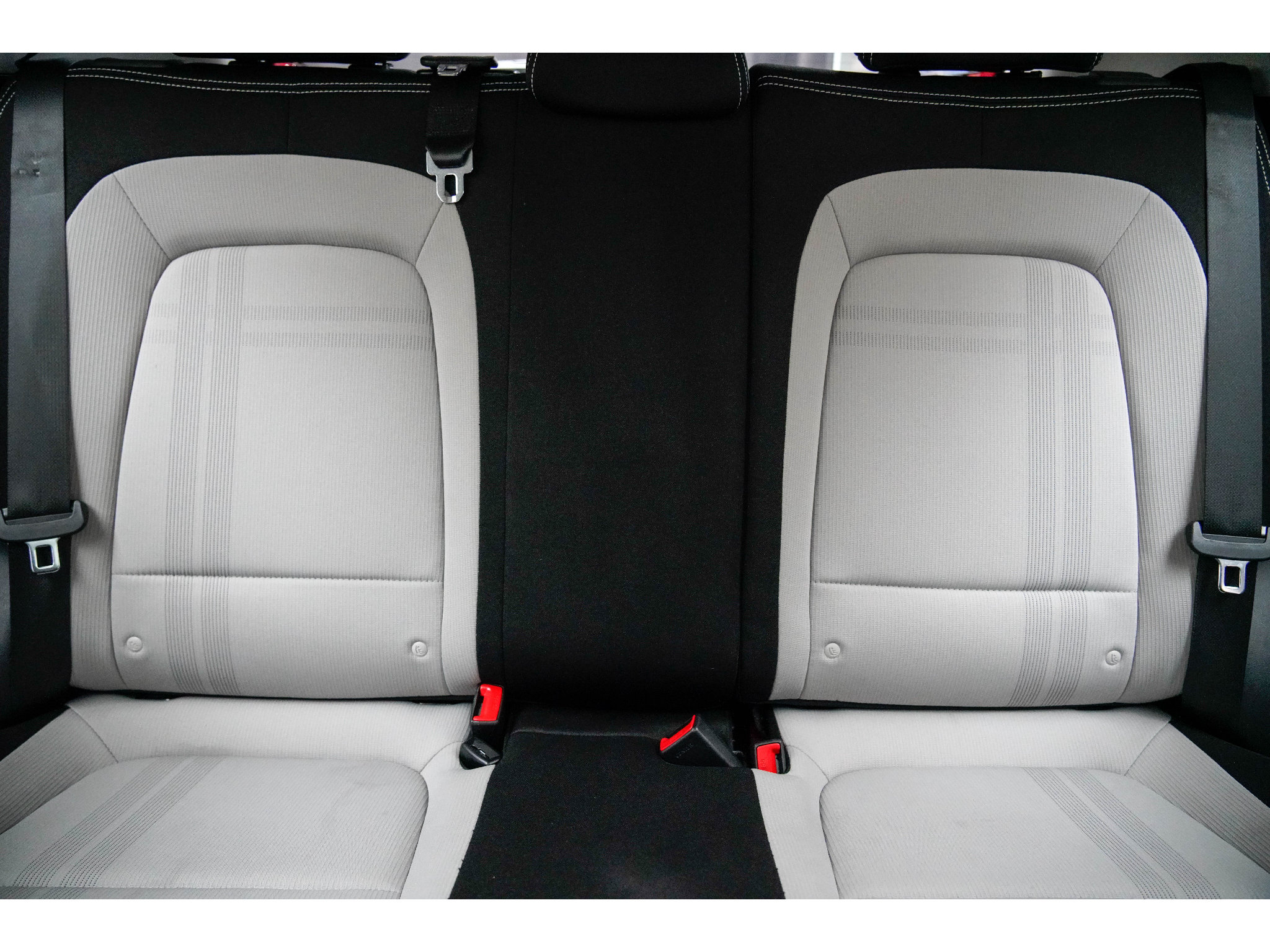 Used 2025 Hyundai Venue SEL FWD image 18