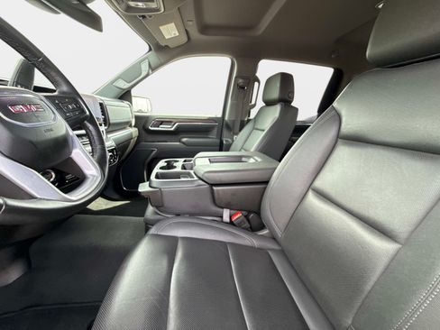 Used 2025 GMC Sierra 1500 SLT AWD/4WD image 23
