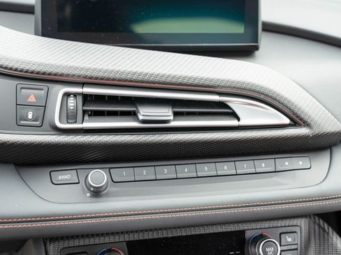 Used 2019 BMW i8 Coupe AWD/4WD image 72