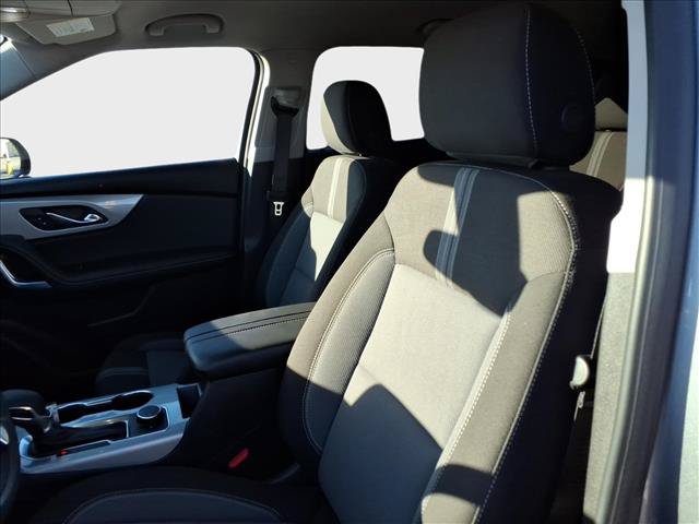 Used 2025 Chevrolet Blazer LT FWD image 16