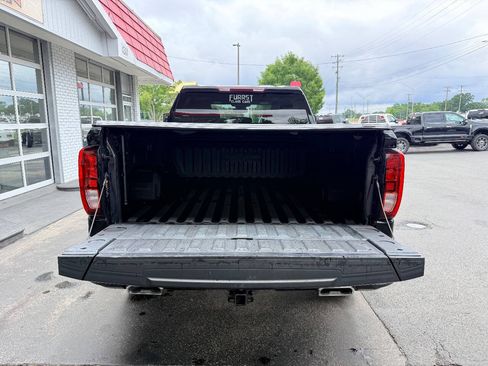 Used 2022 GMC Sierra 1500 Elevation AWD/4WD image 10