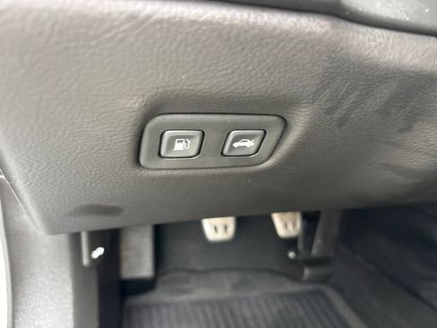 Used 2013 Chevrolet Corvette 427 w/ 1SC Preferred Equipment Group RWD image 14