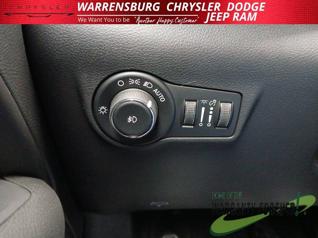 New 2026 Jeep Compass Latitude AWD/4WD image 29