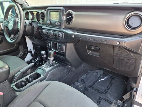 Used 2018 Jeep Wrangler Unlimited Sport AWD/4WD image 20