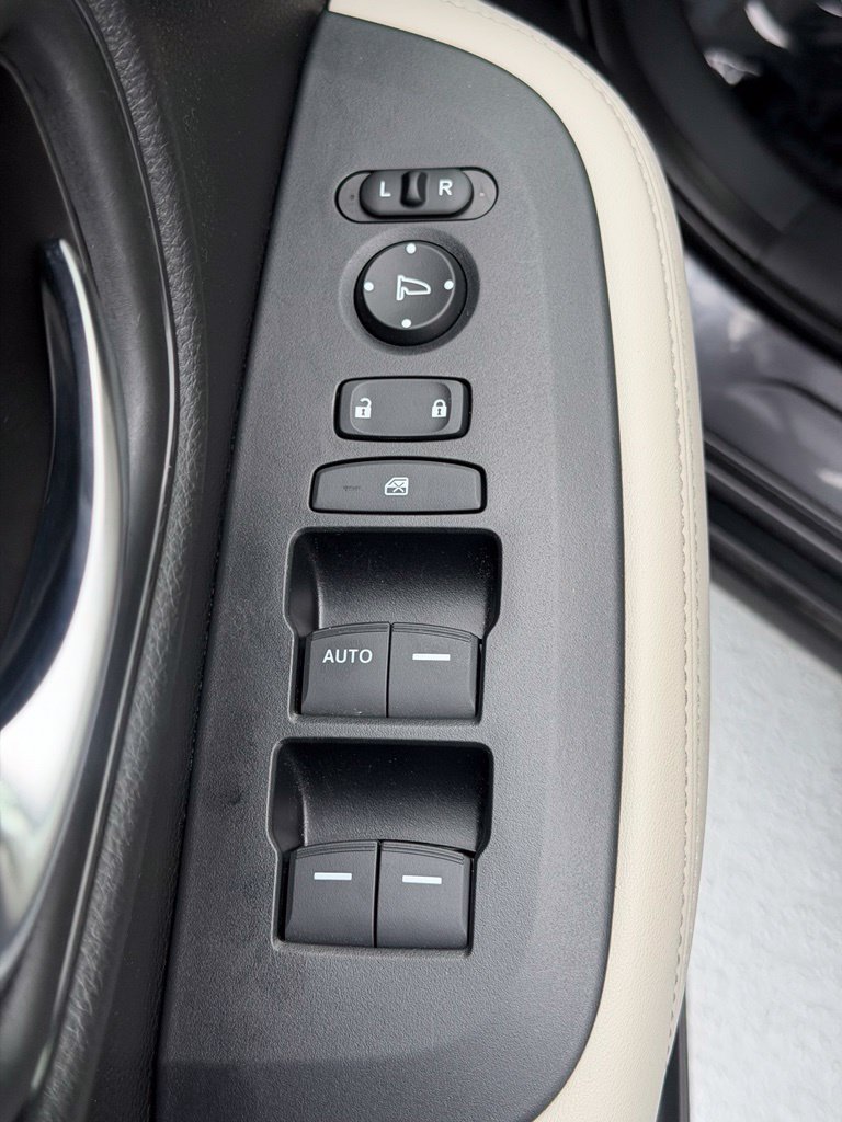 Certified 2024 Honda HR-V LX image 24