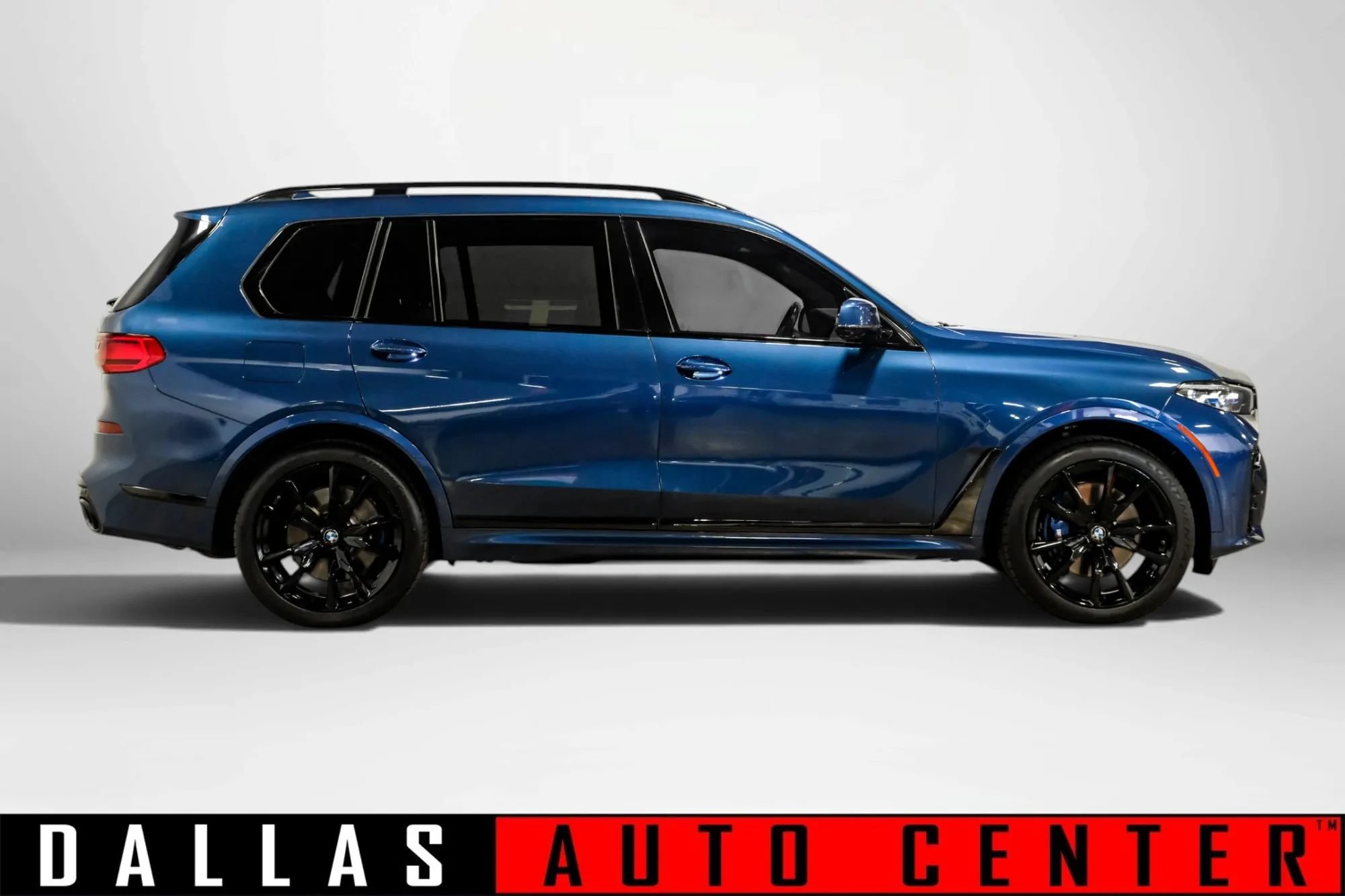 Used 2021 BMW X7 M50i AWD/4WD image 4