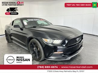 Used 2017 Ford Mustang Coupe video 2