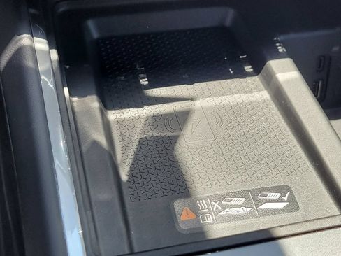 New 2026 GMC Acadia Elevation w/ Black Edition AWD/4WD image 18