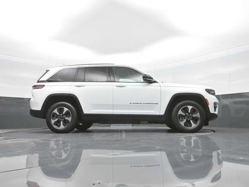 Used 2024 Jeep Grand Cherokee Limited 4xe AWD/4WD image 43