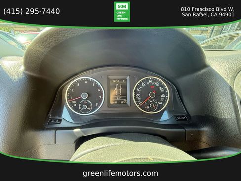Used 2017 Volkswagen Tiguan S FWD image 23