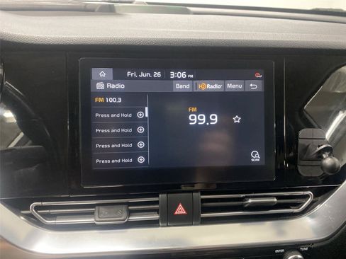 Used 2020 Kia Niro EX FWD image 16