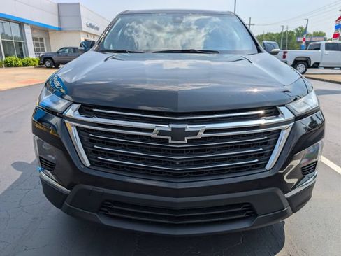 Used 2023 Chevrolet Traverse LT FWD image 8