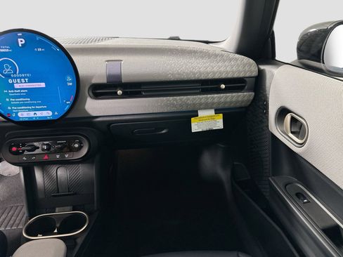 Certified 2025 MINI Cooper S FWD image 22