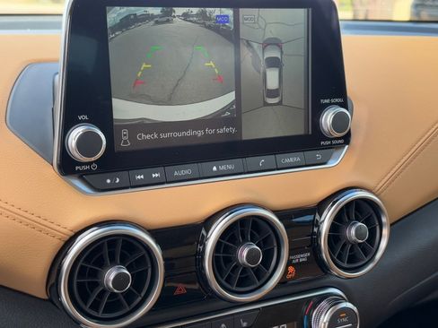 New 2025 Nissan Sentra SV w/ SV Premium Package image 25