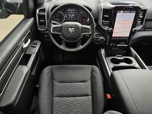 New 2026 RAM 1500 4x4 Crew Cab image 10