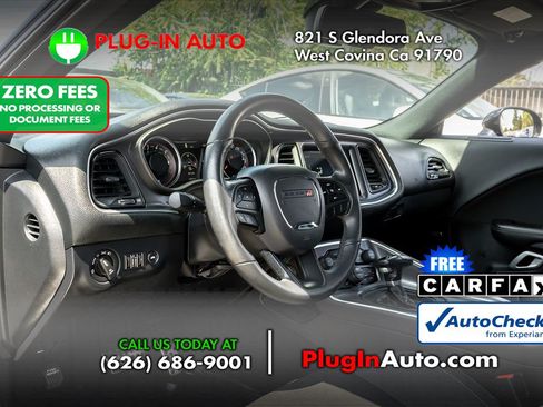 Used 2018 Dodge Challenger R/T Scat Pack RWD image 5