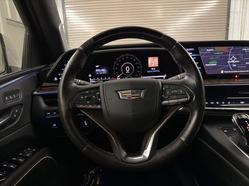 Used 2021 Cadillac Escalade ESV Sport Platinum image 30