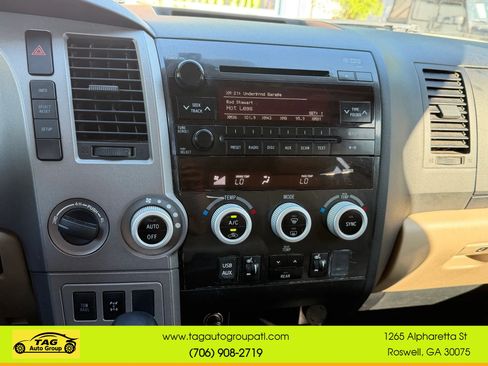 Used 2013 Toyota Sequoia SR5 w/ Premium Pkg AWD/4WD image 20