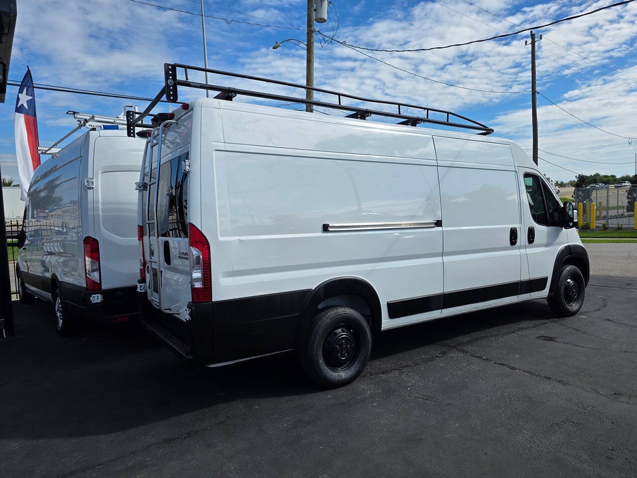 Used 2023 RAM ProMaster 3500 w/ Convenience Group FWD image 6