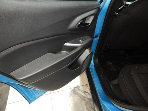 Used 2026 Chevrolet Trax LS image 22