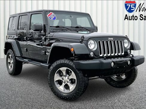 Used 2017 Jeep Wrangler Unlimited Sahara image 1
