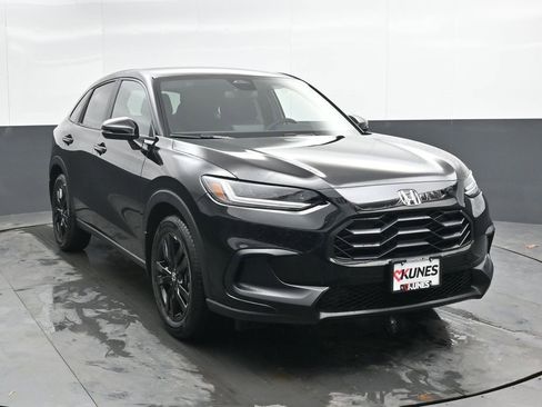 New 2026 Honda HR-V Sport image 4