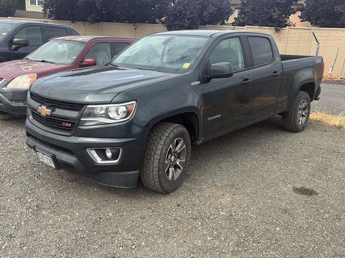 Used 2018 Chevrolet Colorado Z71 AWD/4WD image 1
