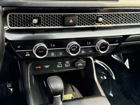 Certified 2024 Honda Civic Touring image 6