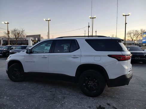 Certified 2022 Chevrolet Traverse LS w/ Midnight/Sport Edition image 6