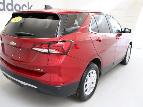 Used 2024 Chevrolet Equinox LT w/ LPO, Floor Liner Package AWD/4WD image 9