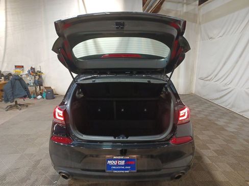 Used 2018 Hyundai Elantra GT Sport w/ Sport Tech Package 04 image 21