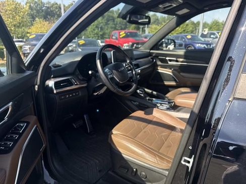 Certified 2022 Kia Telluride SX w/ SX Prestige Package AWD/4WD image 4