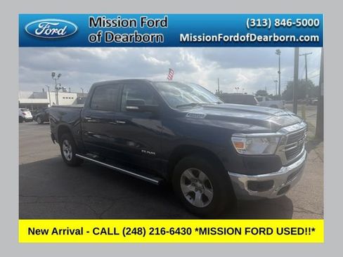 Used 2019 RAM 1500 Big Horn AWD/4WD image 1