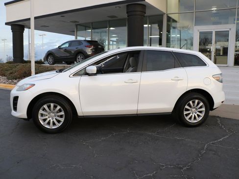 Used 2010 MAZDA CX-7 i Sport w/ Convenience Pkg image 2