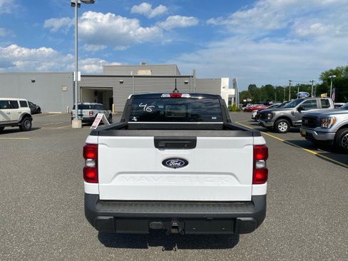 New 2026 Ford Maverick Lariat w/ Black Appearance Package AWD/4WD image 4