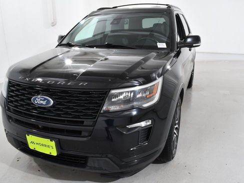 Used 2018 Ford Explorer Sport w/ Equipment Group 401A image 2