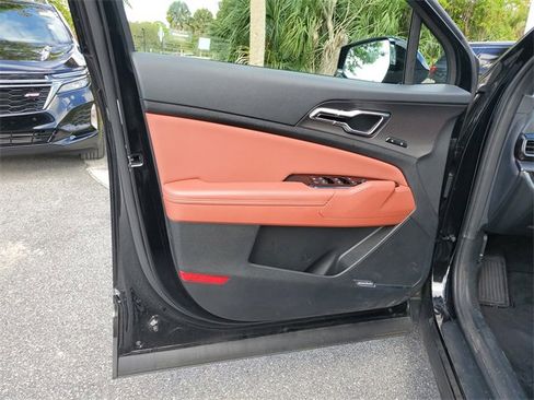 Certified 2024 Kia Sportage SX image 17