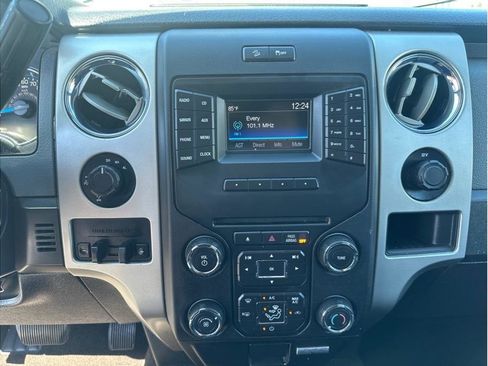 Used 2014 Ford F150 XLT w/ Equipment Group 302A Luxury AWD/4WD image 17