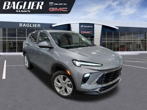 Used 2024 Buick Encore GX Preferred AWD/4WD image 1