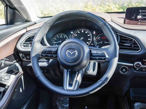New 2025 MAZDA CX-30 2.5 Turbo w/ Premium Plus Pkg image 15