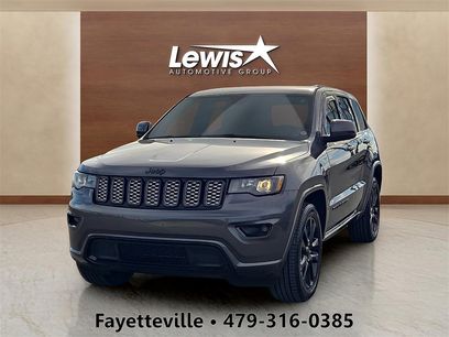 Used 2017 Jeep Grand Cherokee Altitude